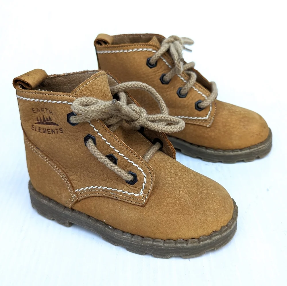 VINTAGE Earth Elements brown leather lace-up high top boots